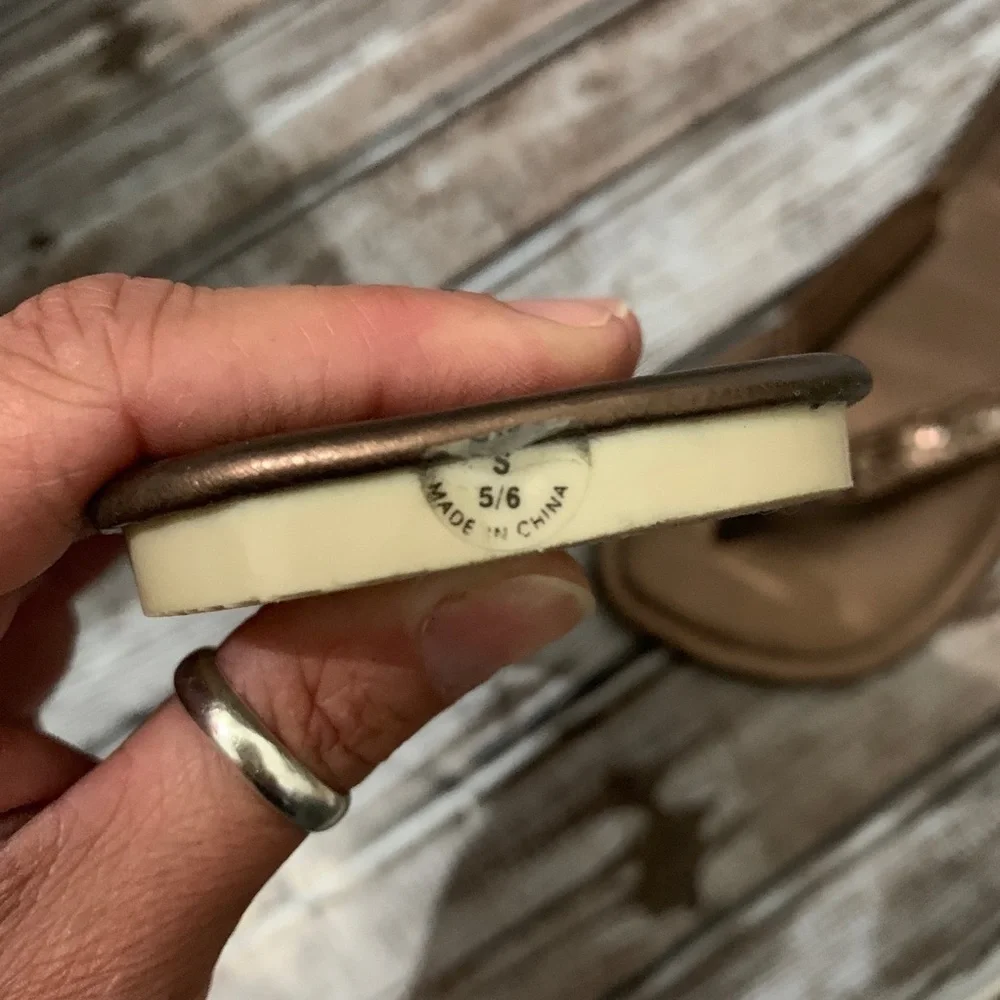 Apt. 9 apt sandals